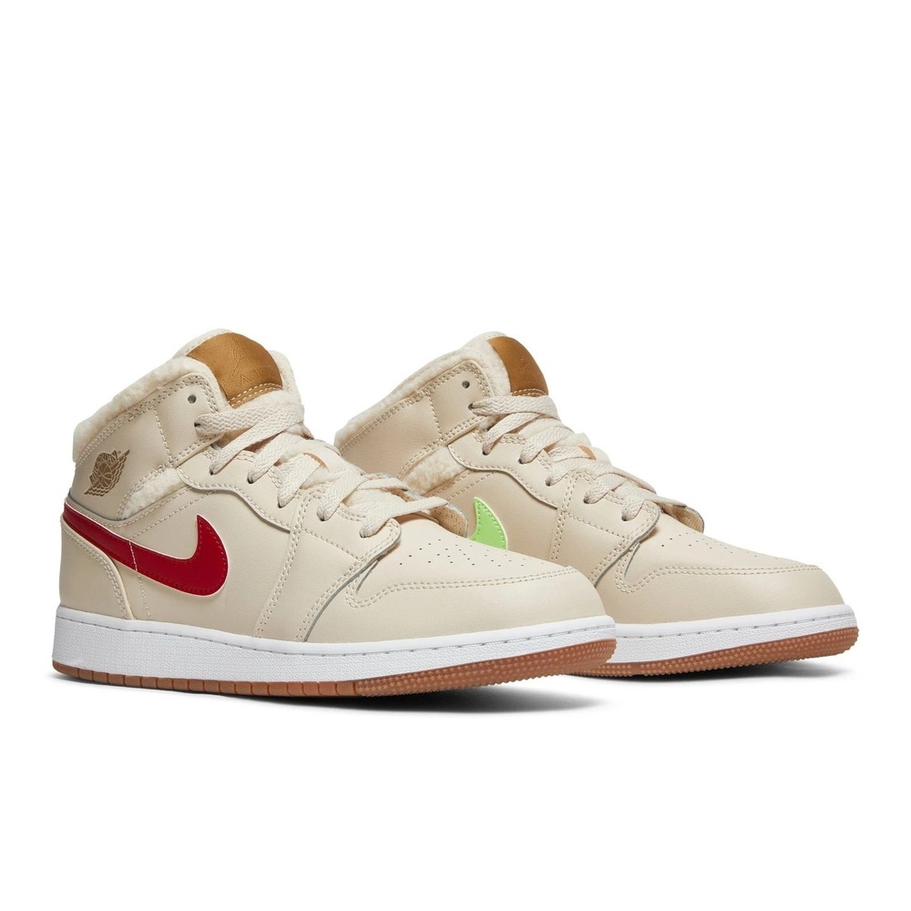 $250 Nike Air Jordan 1 Mid GS Fleece Pearl White DO2207-264 Size 6.5Y Excellent